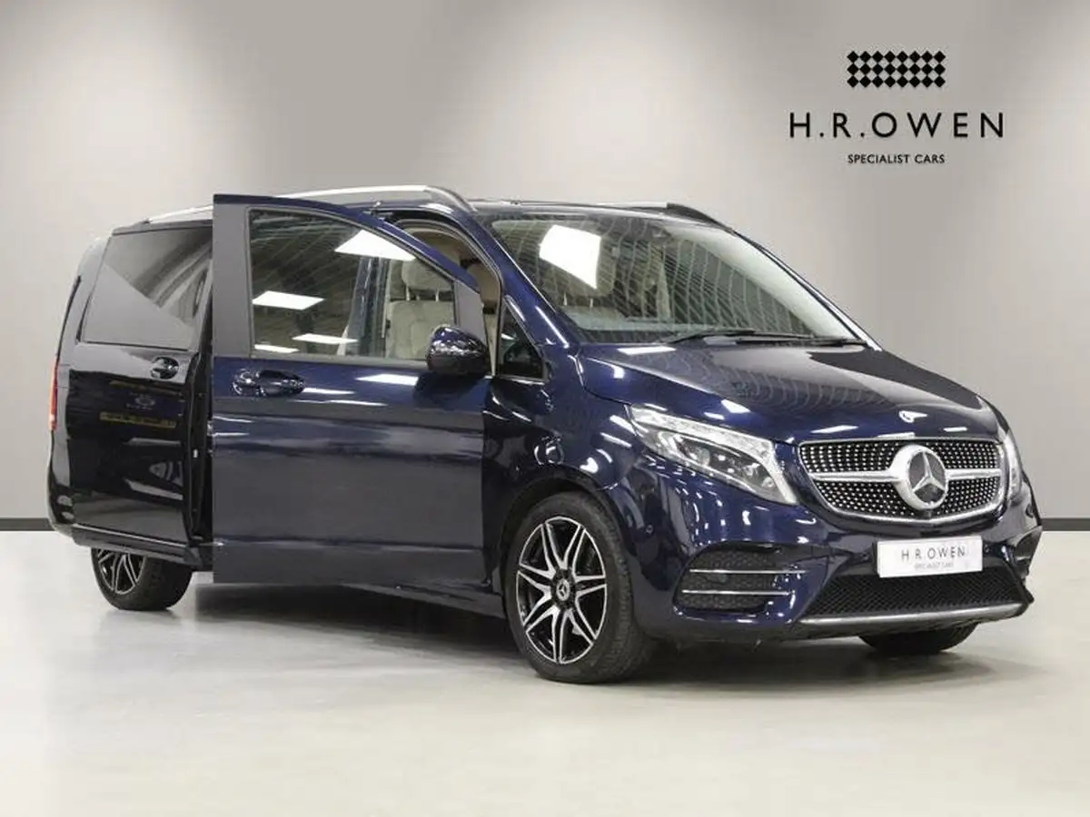 2019-mercedes-benz-v-class-20d-v220d-amg-line-extra-long-big-11