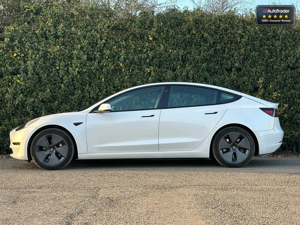 2020-tesla-model-3-e-standard-plus-big-4