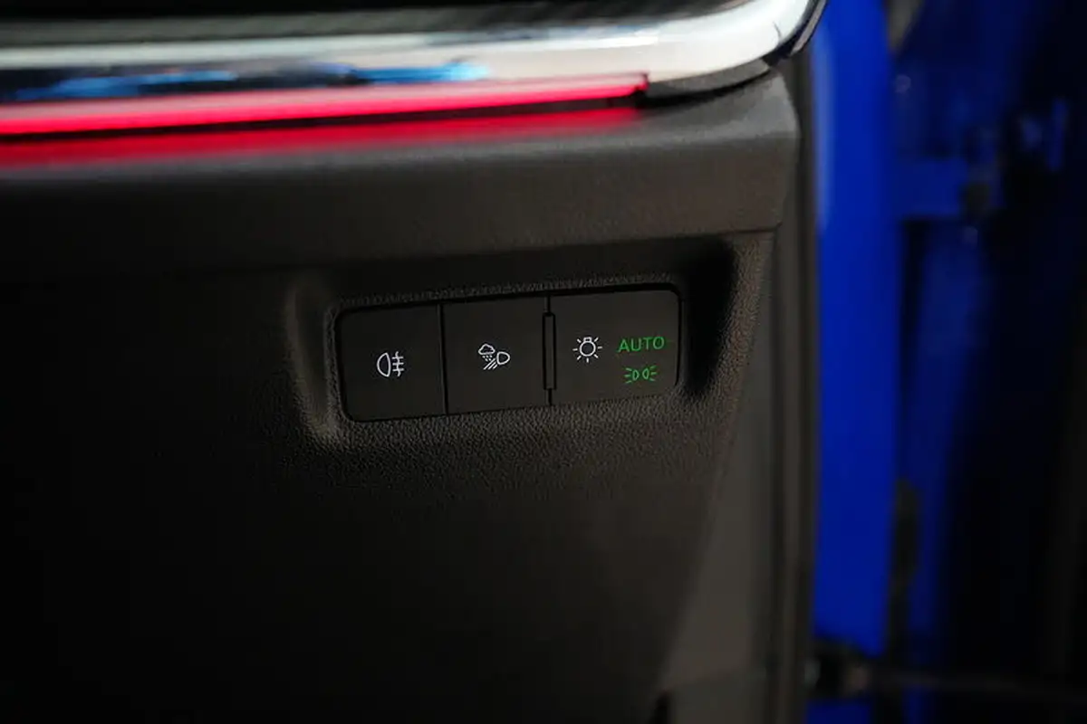 2022-skoda-enyaq-e-80x-sportline-plus-big-35