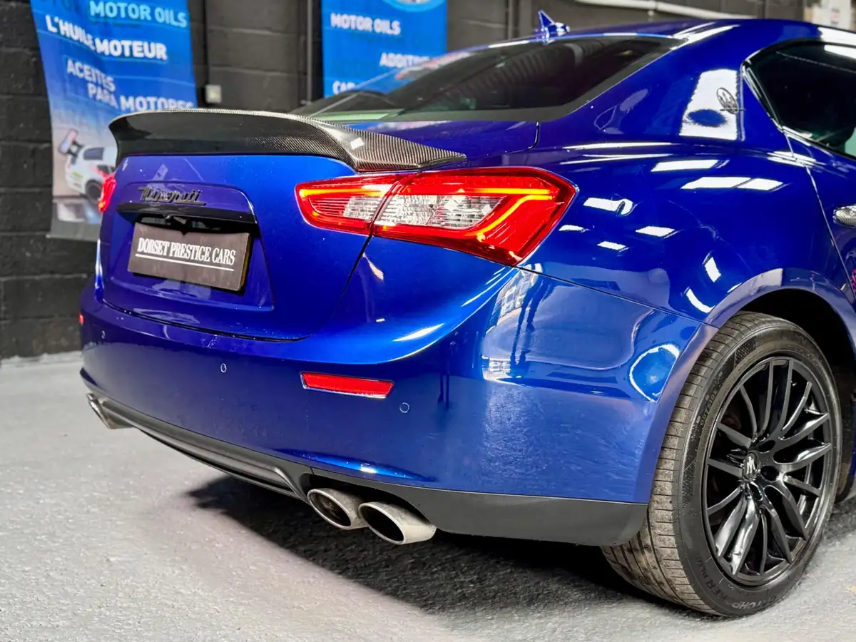 2014-maserati-ghibli-30td-big-1
