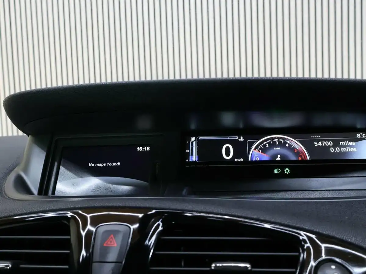 2015-renault-scenic-15dci-dynamique-nav-energy-ss-big-22