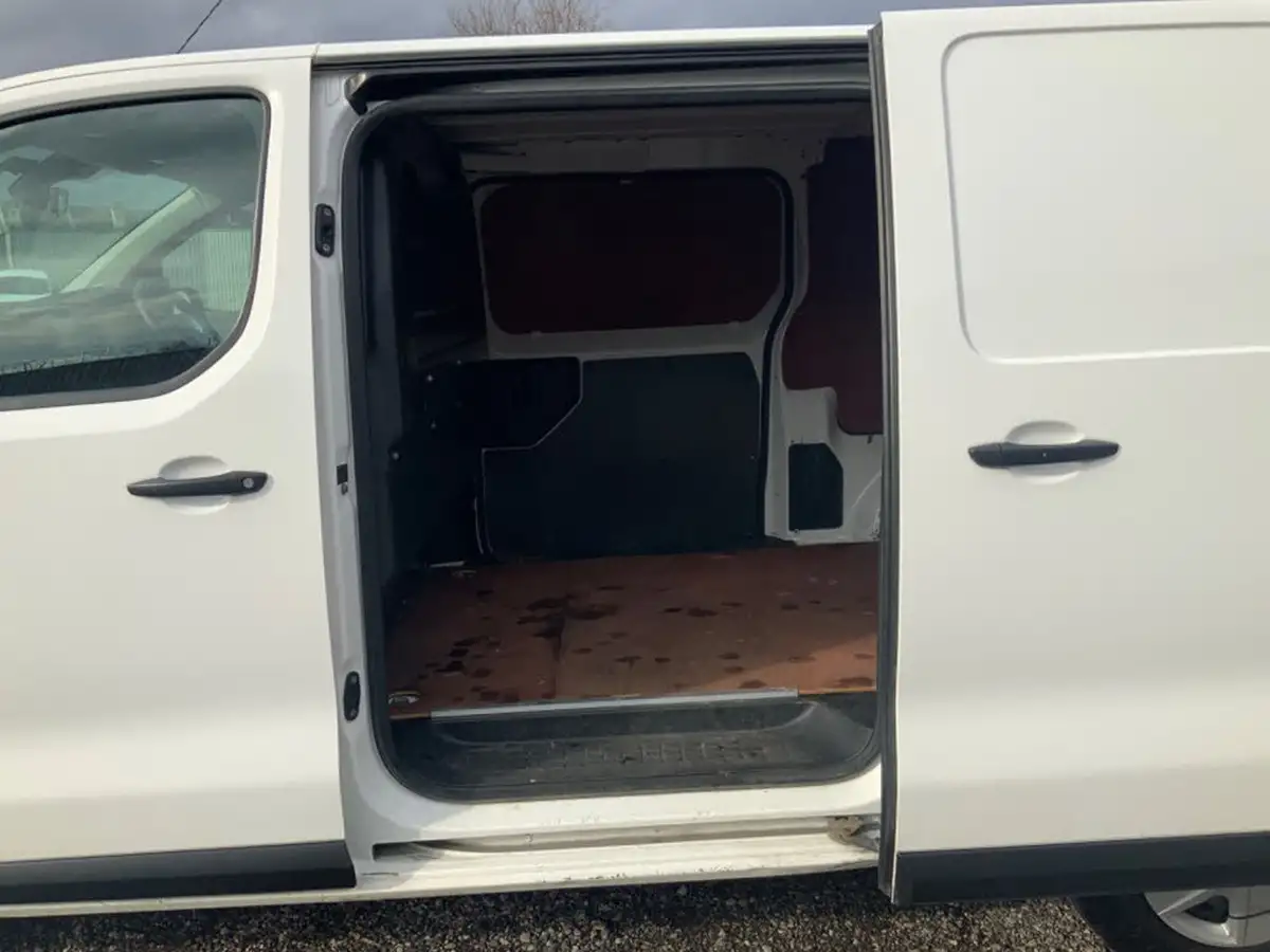 2020-vauxhall-vivaro-15td-2900-l2h1-dynamic-big-12
