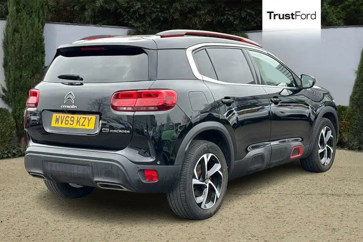 2019-citroen-c5-aircross-15bluehdi-flair-eat8-big-3