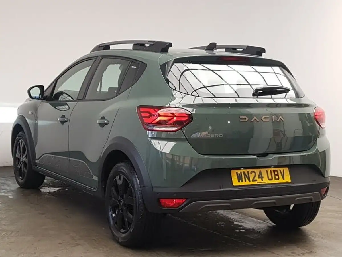 2024-dacia-sandero-stepway-10-tce-extreme-90bhp-big-1
