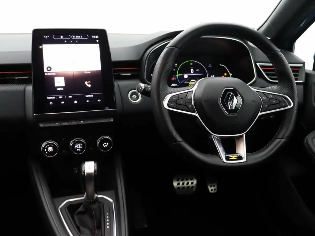 2021-renault-clio-16-rs-line-big-13