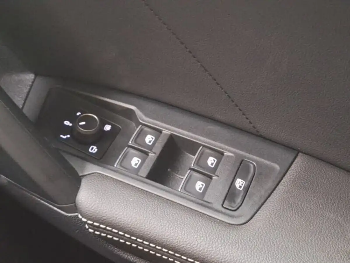 2023-seat-tarraco-15-ecotsi-fr-sport-dsg-big-16