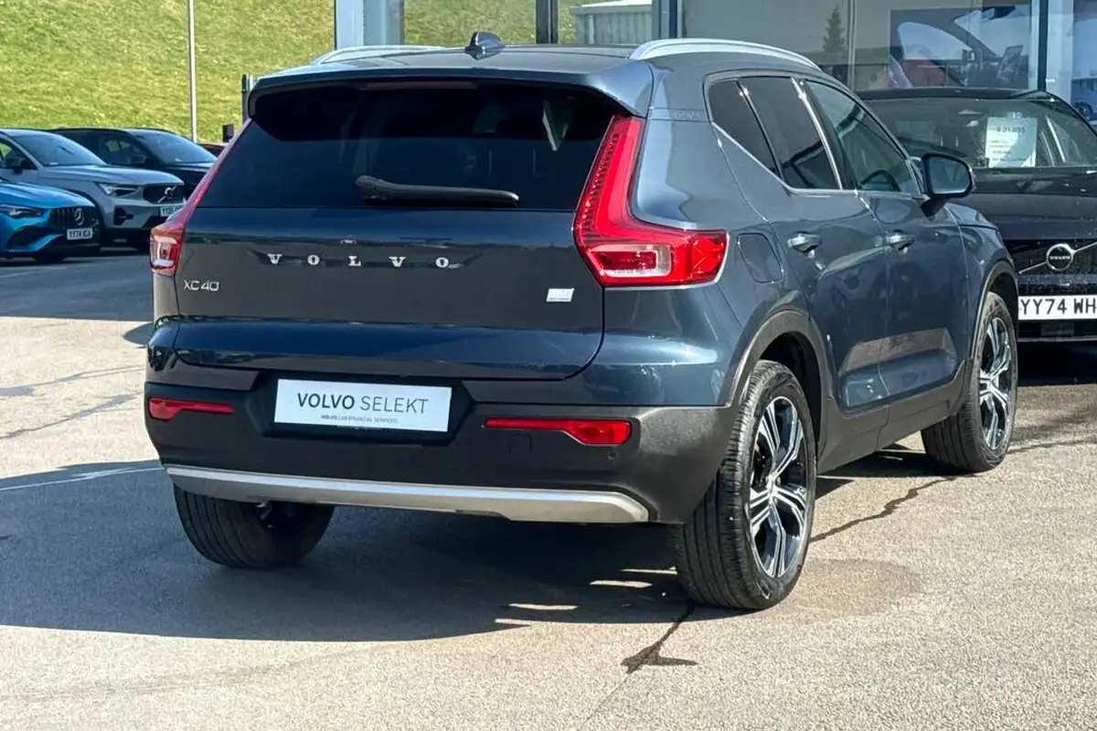 2022-volvo-xc40-15-t5-inscription-pro-big-39