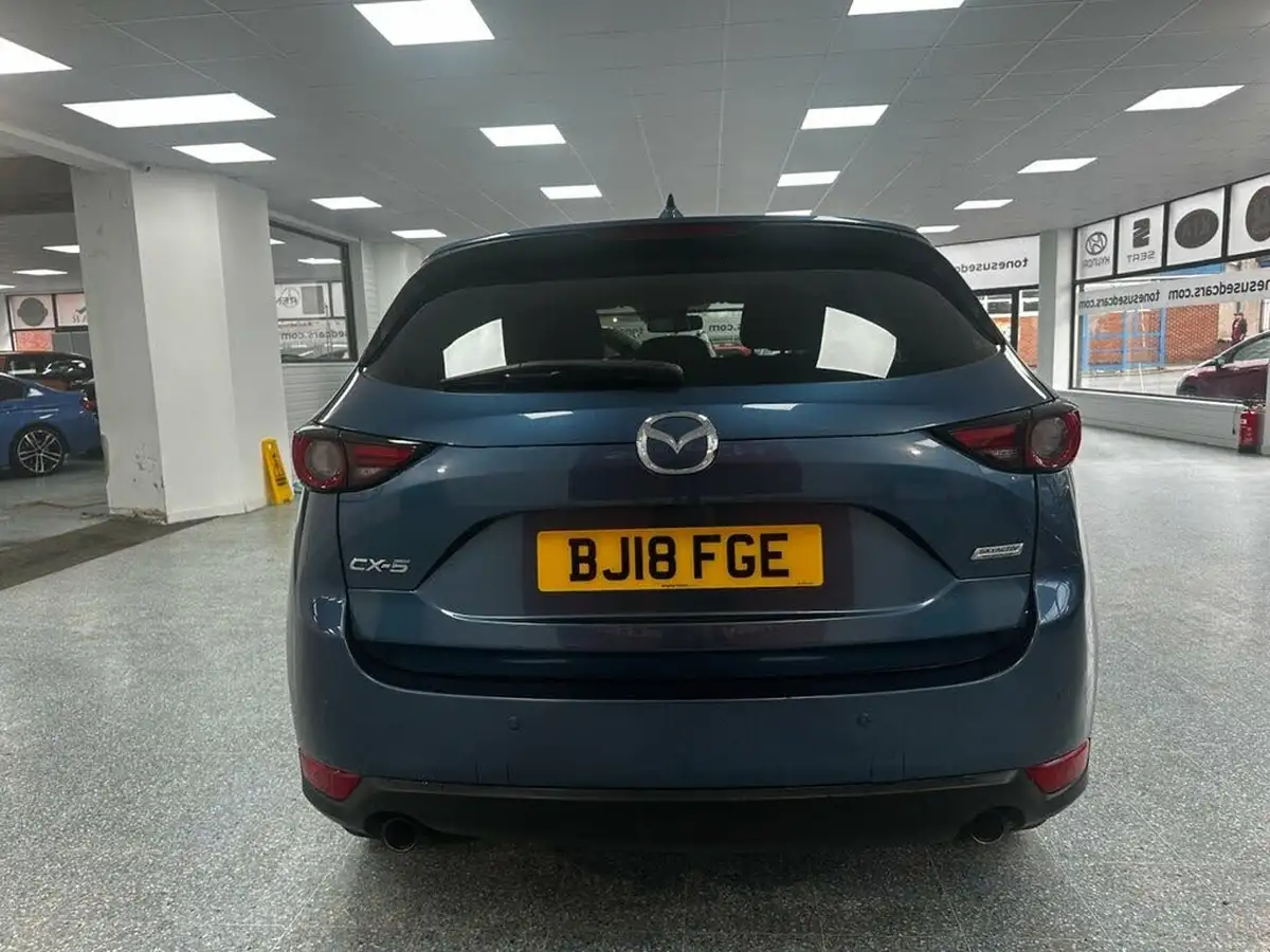 2018-mazda-cx-5-20-sport-nav-big-11