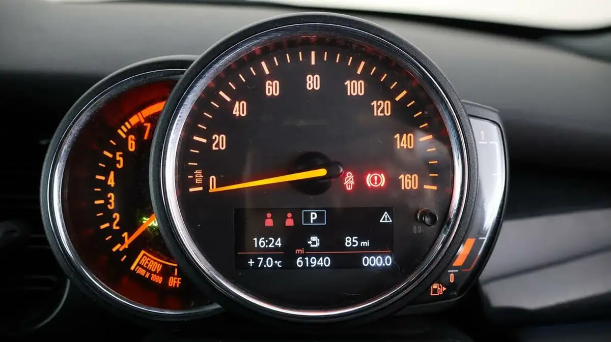 2021-mini-cooper-20-cooper-s-sport-hatchback-3d-auto-big-10