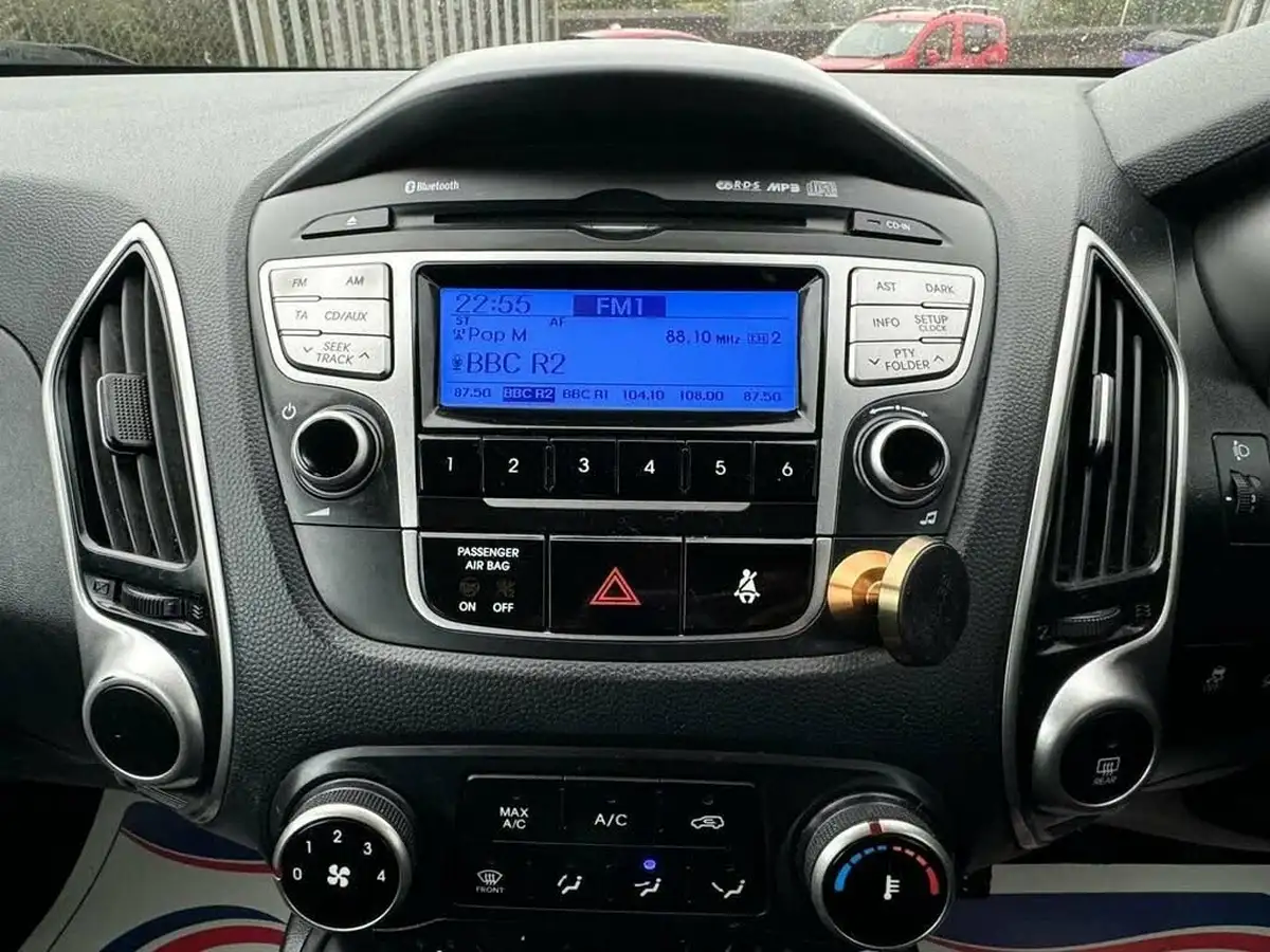 2011-hyundai-ix35-17td-style-big-20