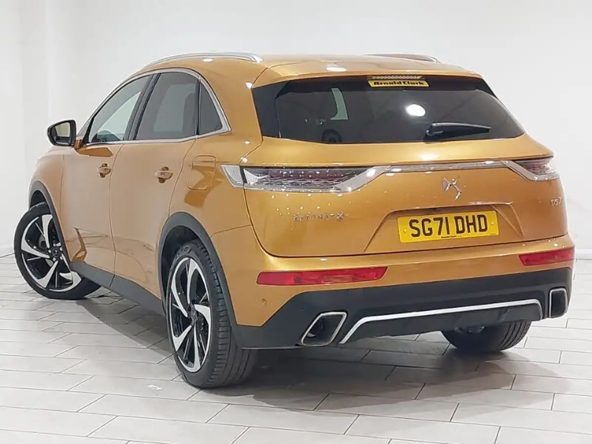 2022-ds-ds-7-crossback-e-tense-opera-300ps-4x4-big-1