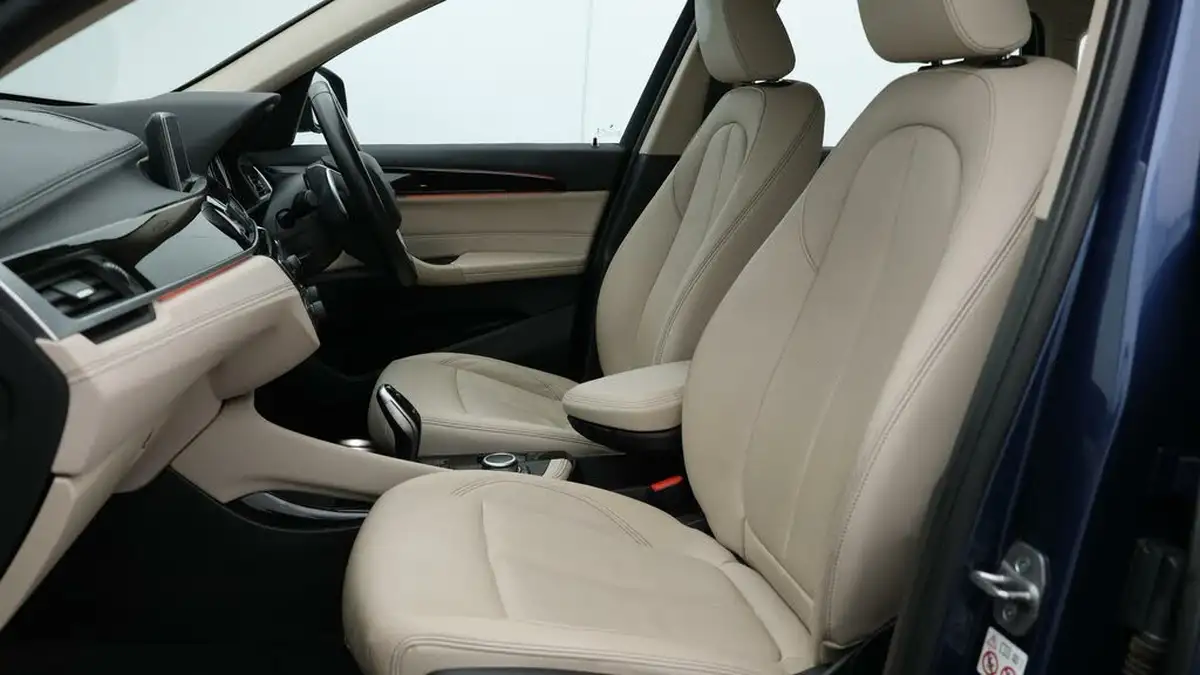 2022-bmw-x1-20td-sdrive18d-xline-sport-auto-big-14