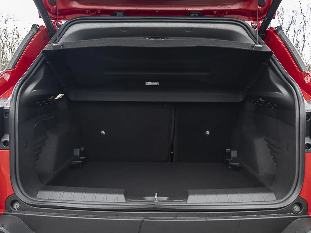 2025-jeep-avenger-12-gse-summit-big-16