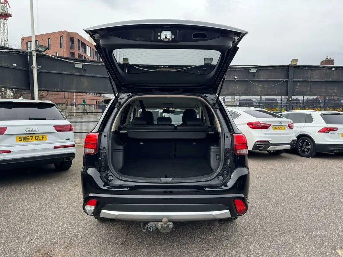 2018-mitsubishi-outlander-20-juro-phev-big-60