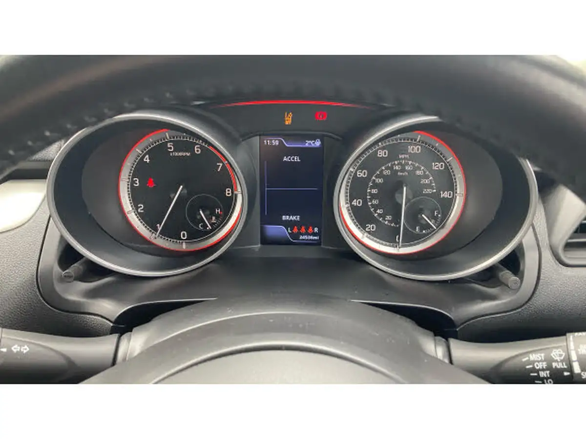 2018-suzuki-swift-10-boosterjet-sz5-111ps-shvs-big-17