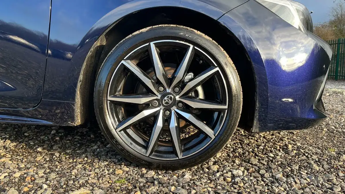 2023-toyota-corolla-18-vvt-i-gr-sport-138bhp-hatchback-big-17