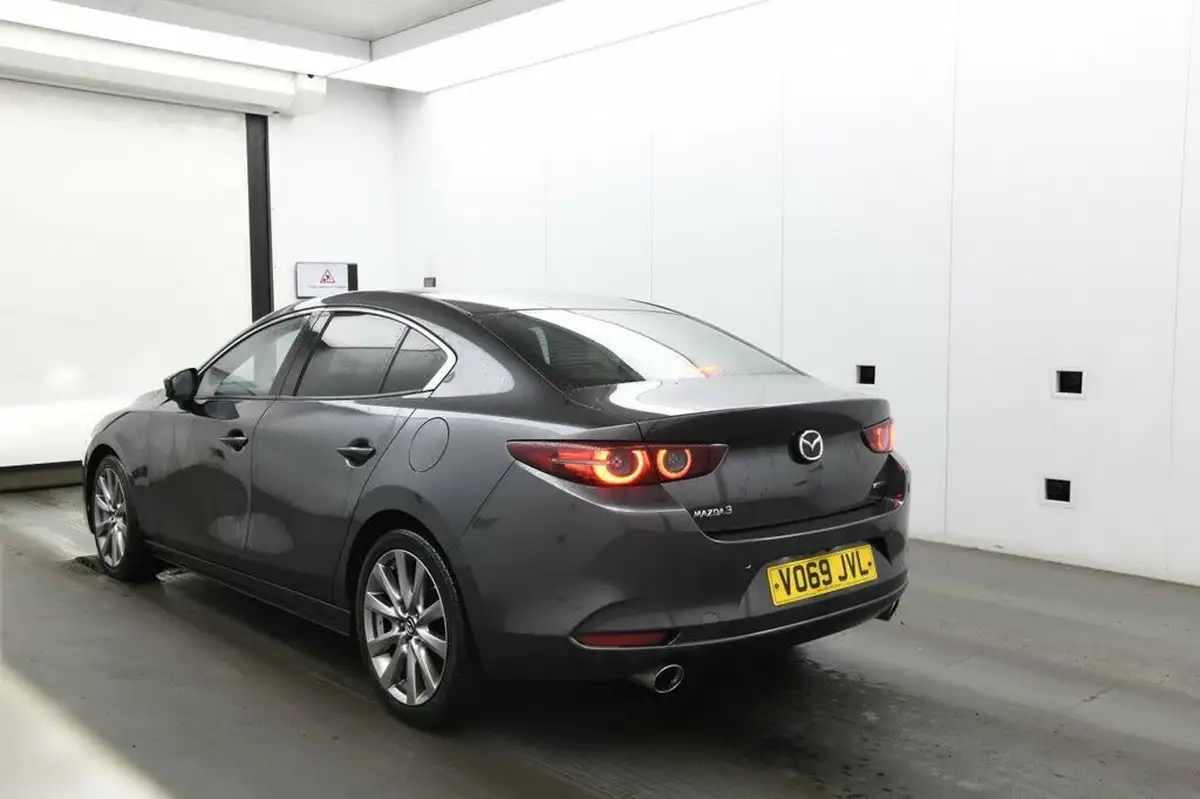 2019-mazda-mazda3-20-gt-sport-180ps-saloon-4d-big-20