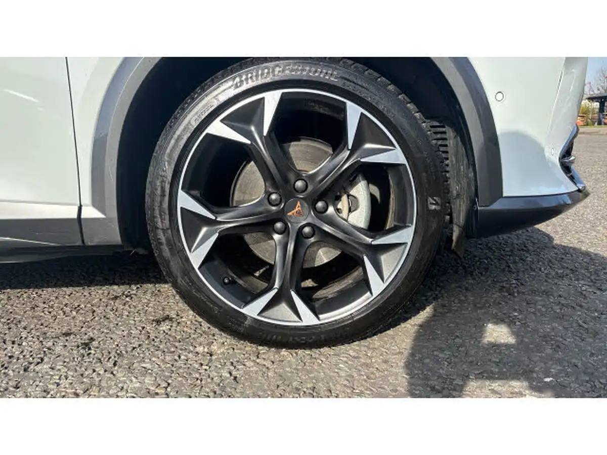 2024-cupra-formentor-14-e-hybrid-v2-big-38
