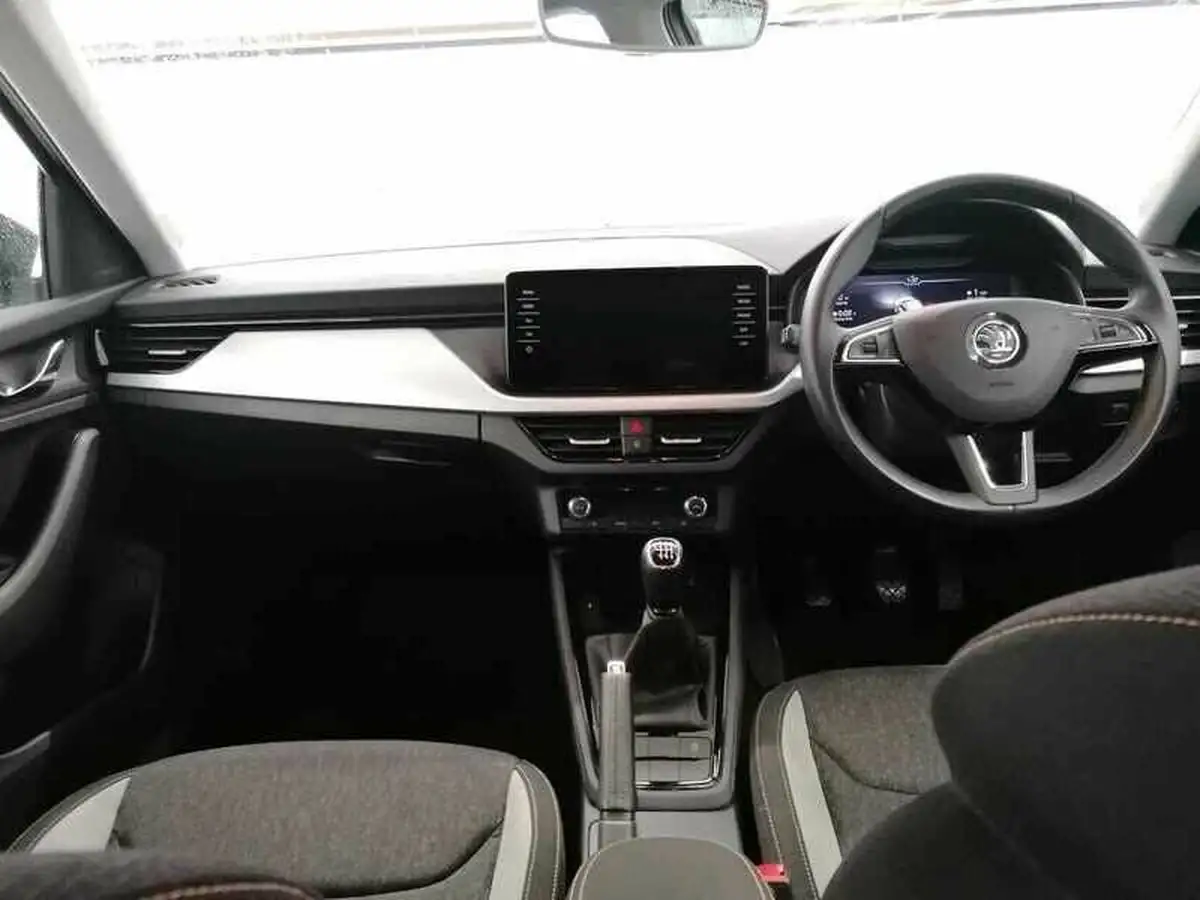 2020-skoda-kamiq-10-tsi-se-l-115ps-big-15