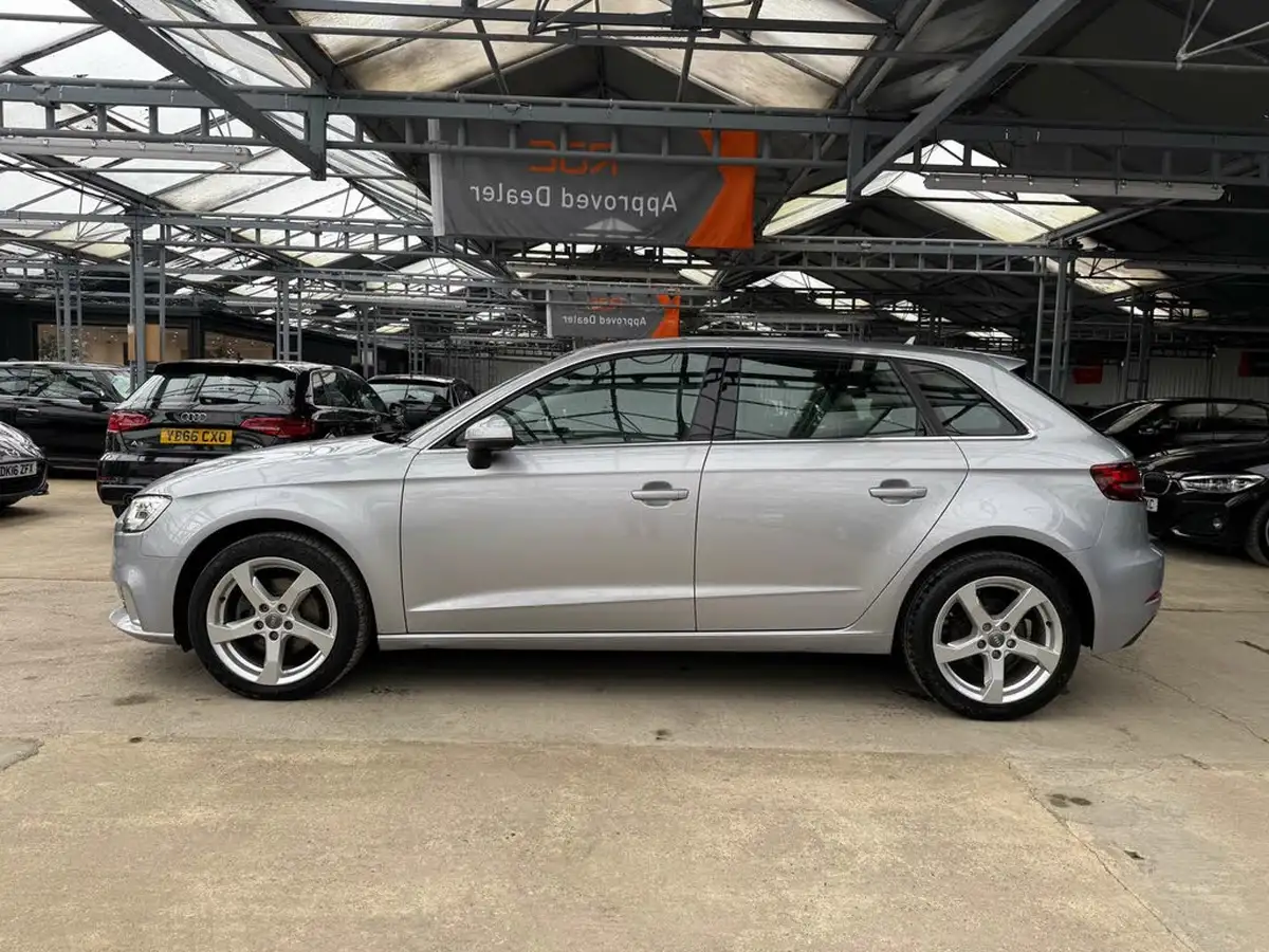 2017-audi-a3-16tdi-110ps-nav-sportback-5d-big-12
