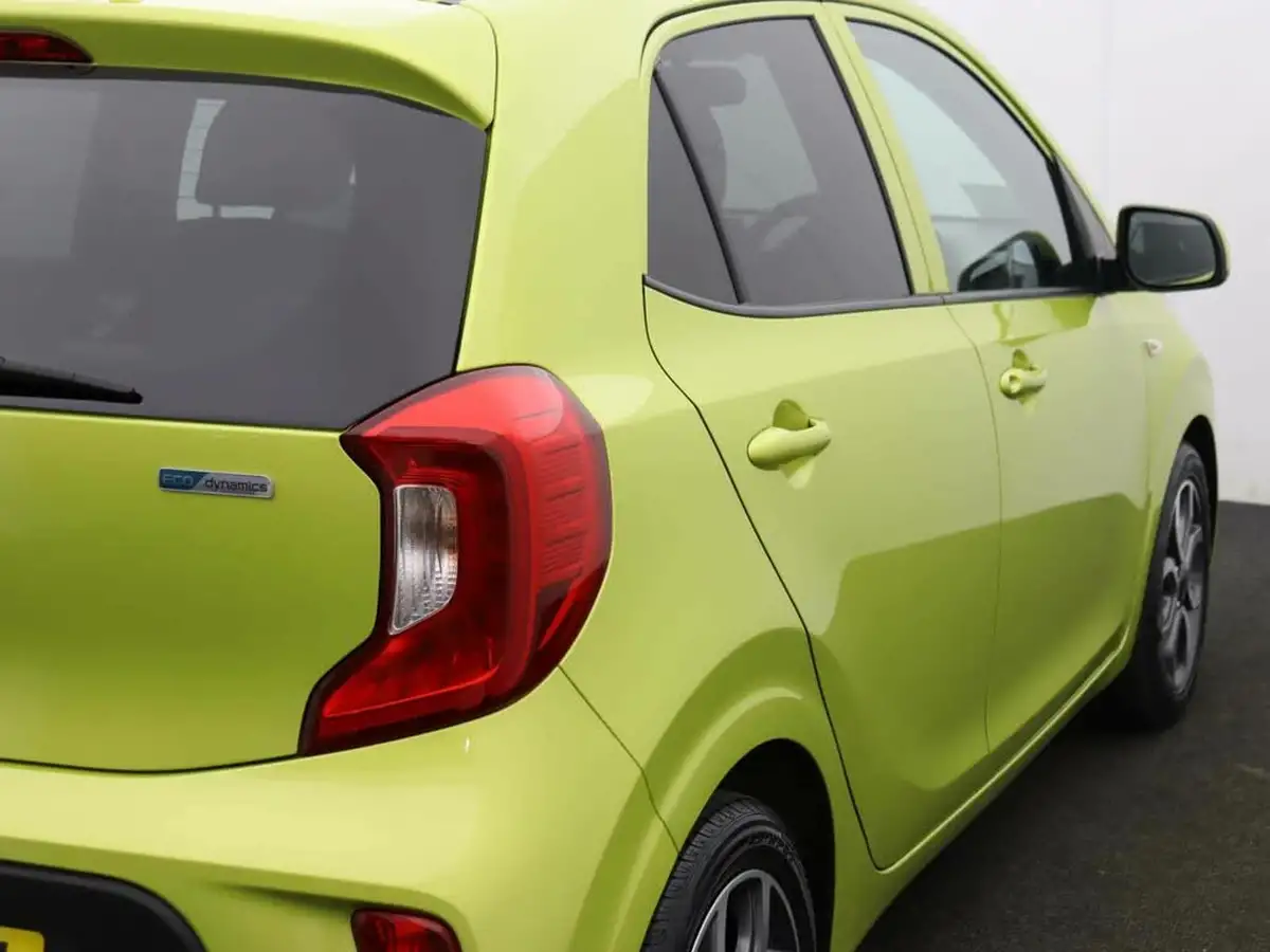 2020-kia-picanto-10-zest-big-39