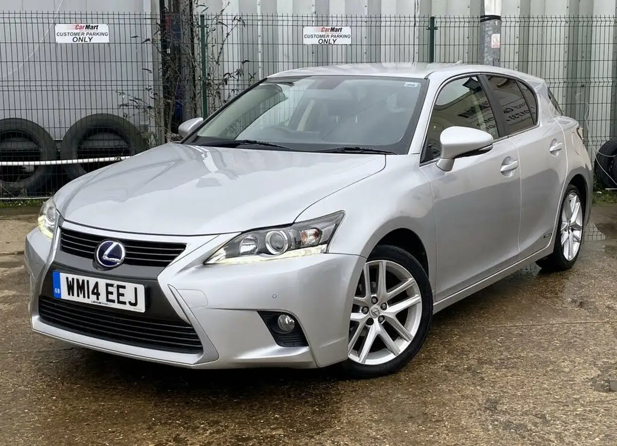 2014-lexus-ct-200h-18-advance-big-1