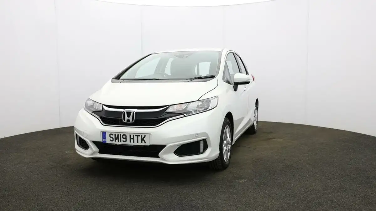 2019-honda-jazz-13-i-vtec-se-big-31