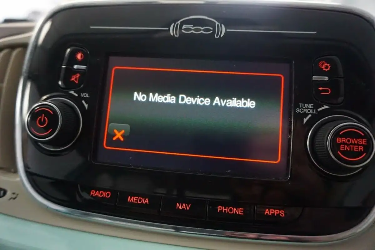 2016-fiat-500-12-lounge-big-23