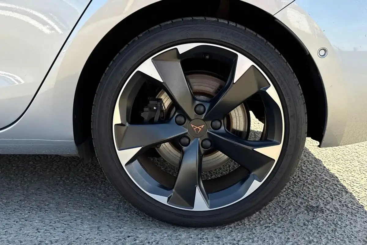2023-cupra-leon-nf-20-tsi-vz1-big-22