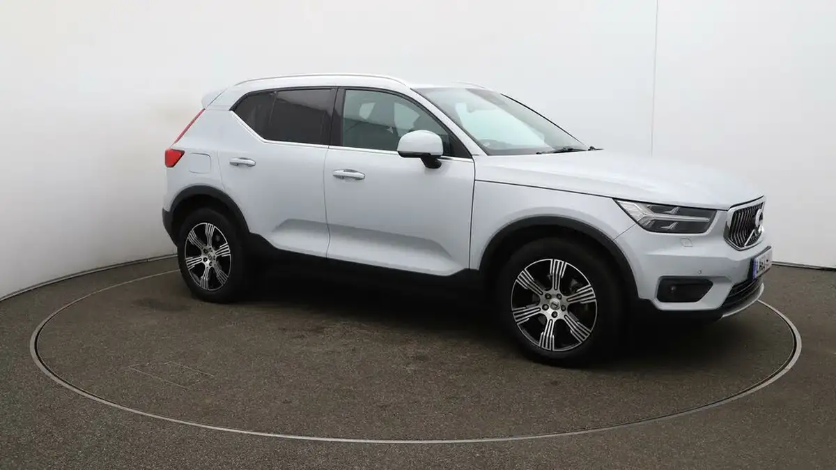 2020-volvo-xc40-20-t4-inscription-awd-big-36