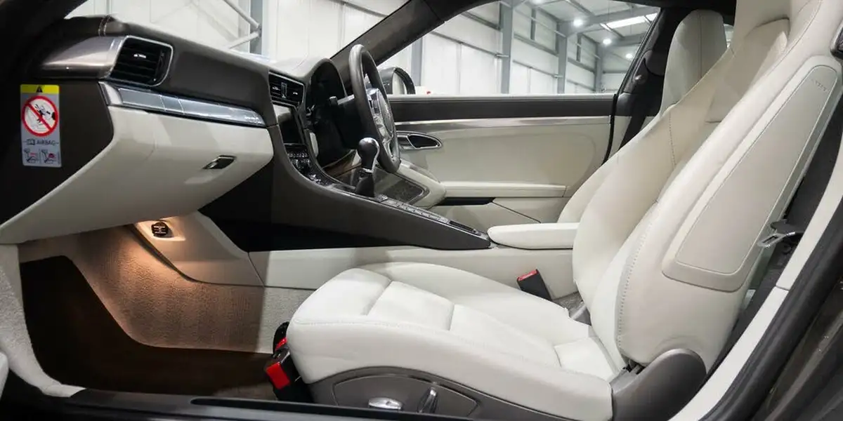 2012-porsche-911-38-carrera-s-400bhp-coupe-big-17