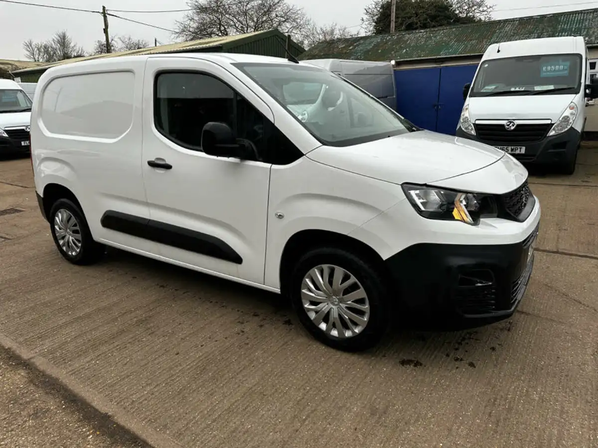 2022-peugeot-partner-15-bluehdi-1000-professional-premium-100pseu6d-big-12