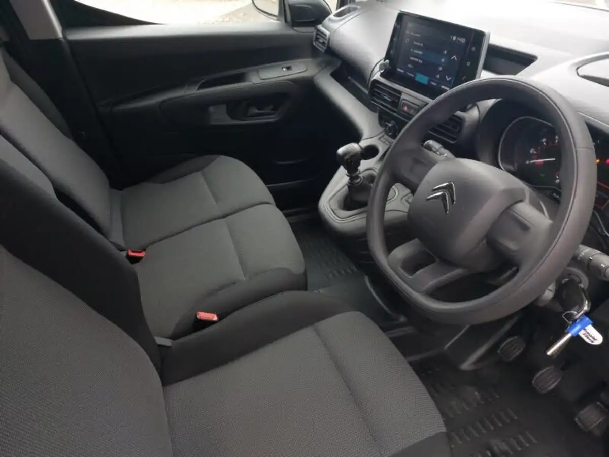 2022-citroen-berlingo-15bluehdi-1000-enterprise-pro-100pseu6d-big-2