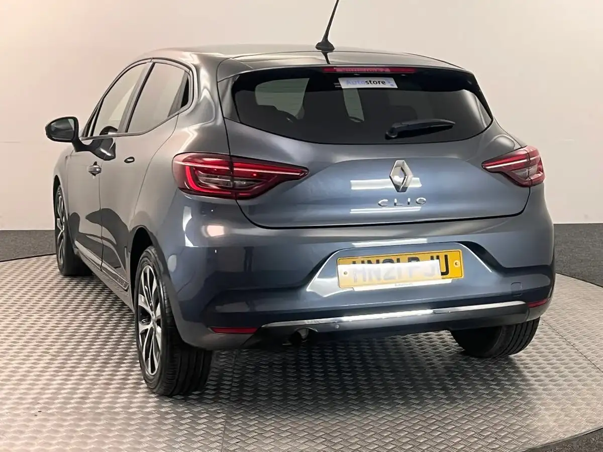 2020-renault-clio-10-sce-iconic-75bhp-big-11