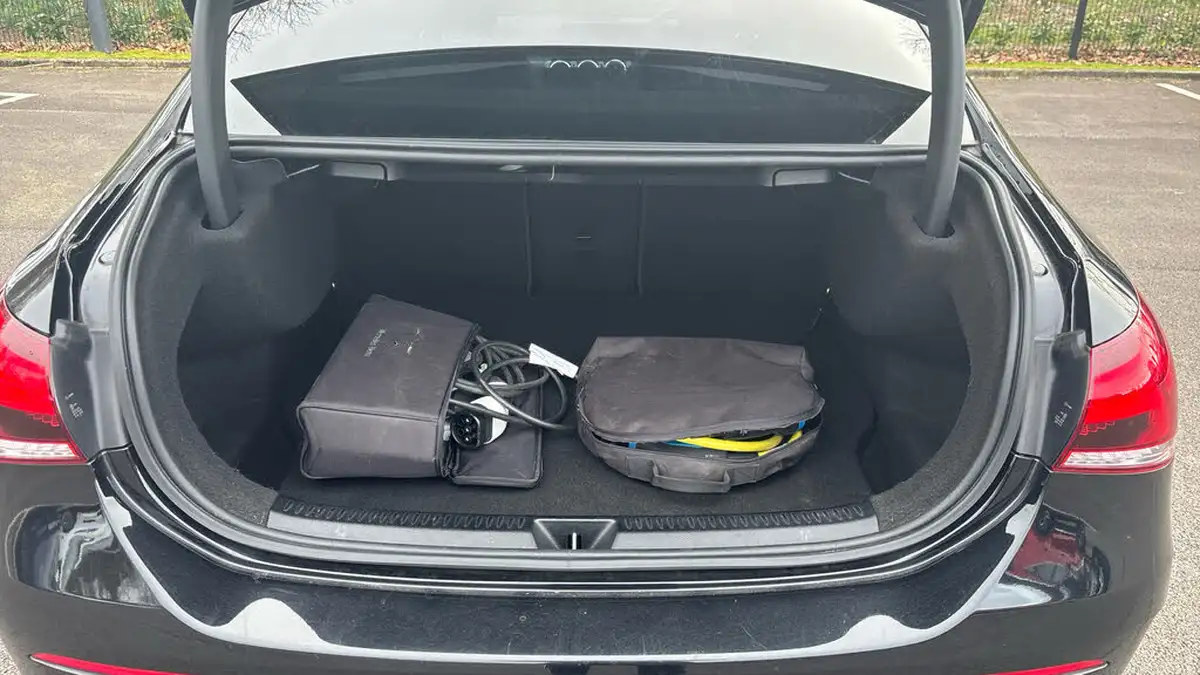 2021-mercedes-benz-a-class-13-a250e-amg-line-edition-saloon-4d-big-14