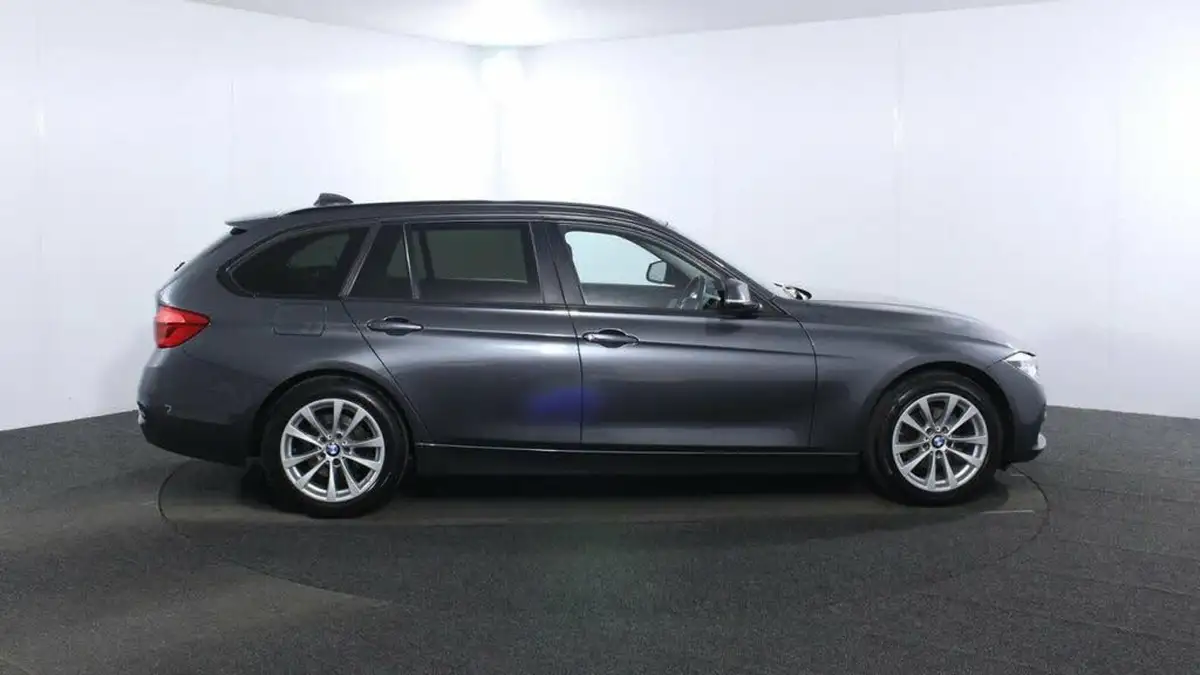 2018-bmw-3-series-20td-318d-se-touring-5d-big-7