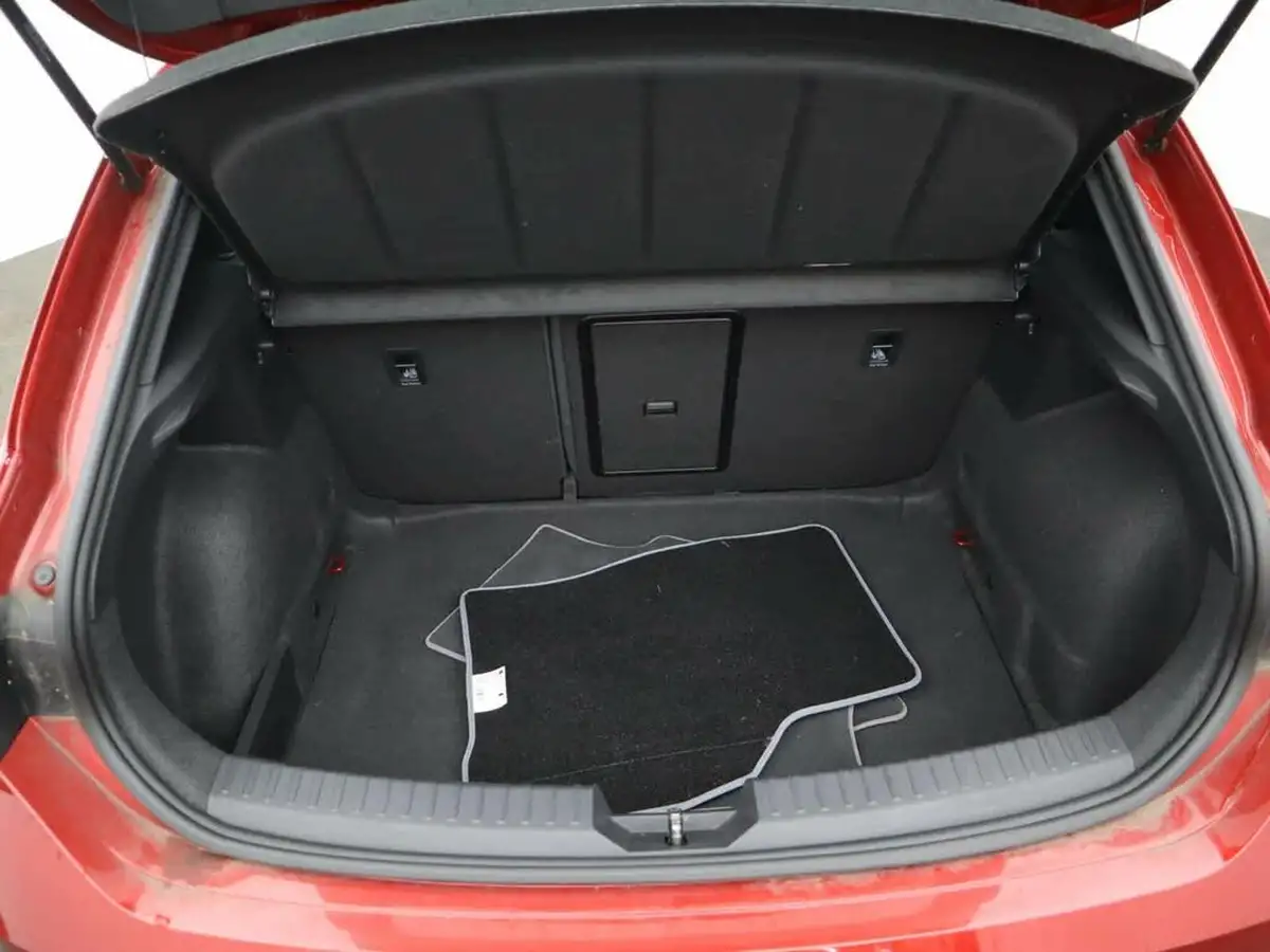 2021-seat-leon-15-tsi-evo-fr-sport-130ps-hatchback-big-6