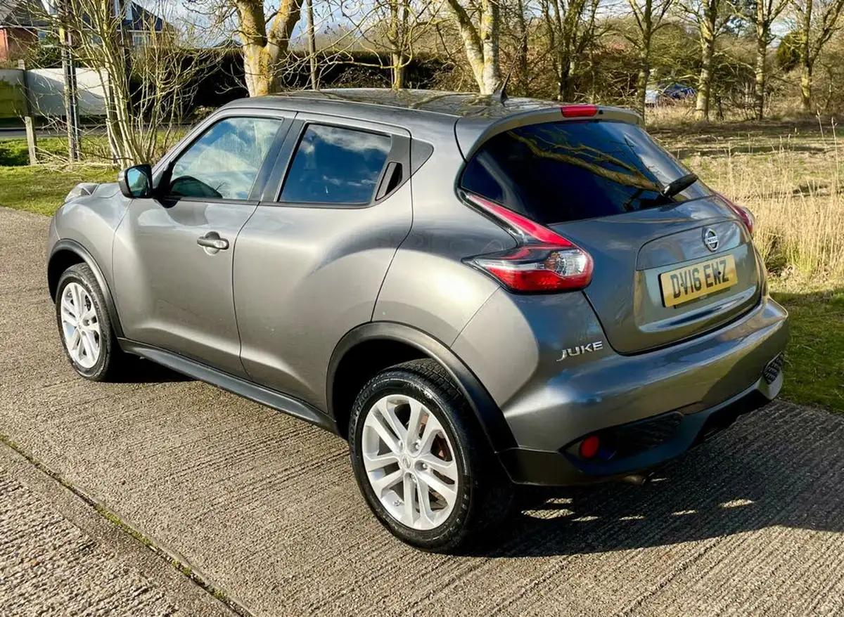 2016-nissan-juke-12-acenta-big-3