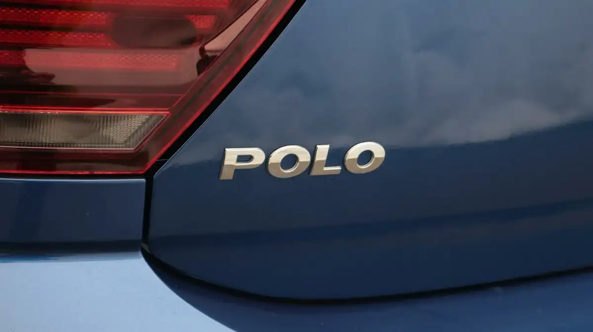 2020-volkswagen-polo-10-tsi-r-line-115ps-dsg-big-28