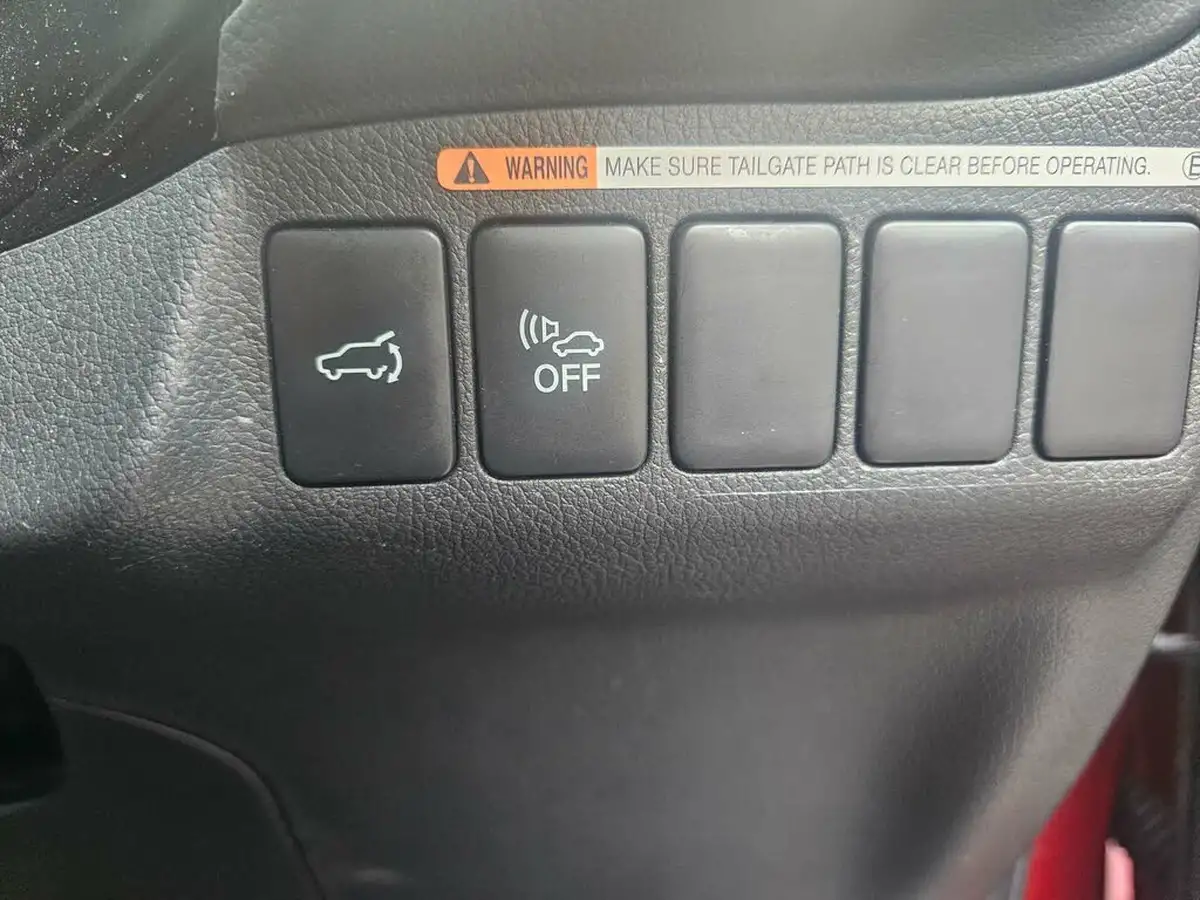 2018-mitsubishi-outlander-20-4h-phev-big-33