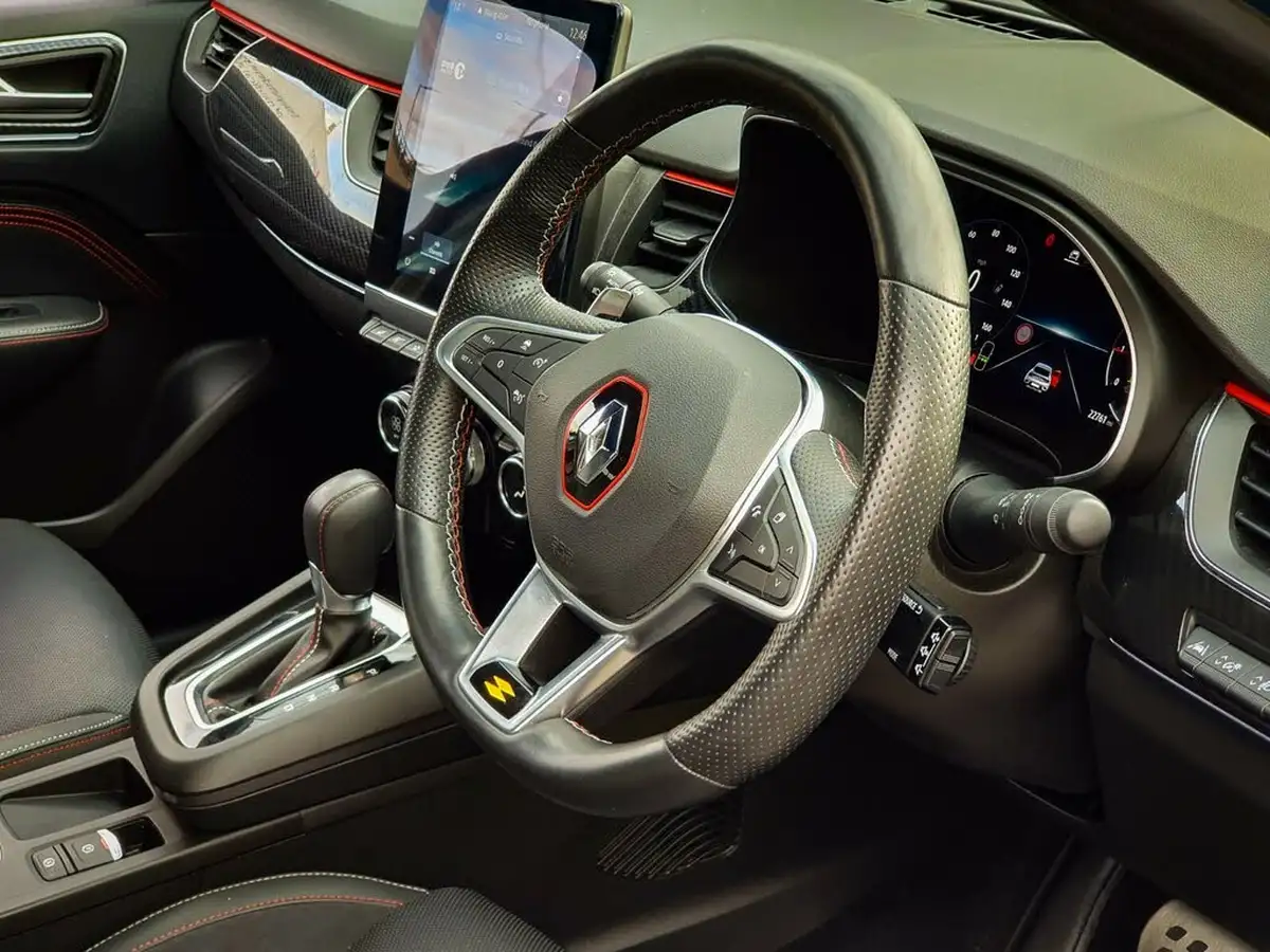 2022-renault-arkana-13-tce-rs-line-big-8