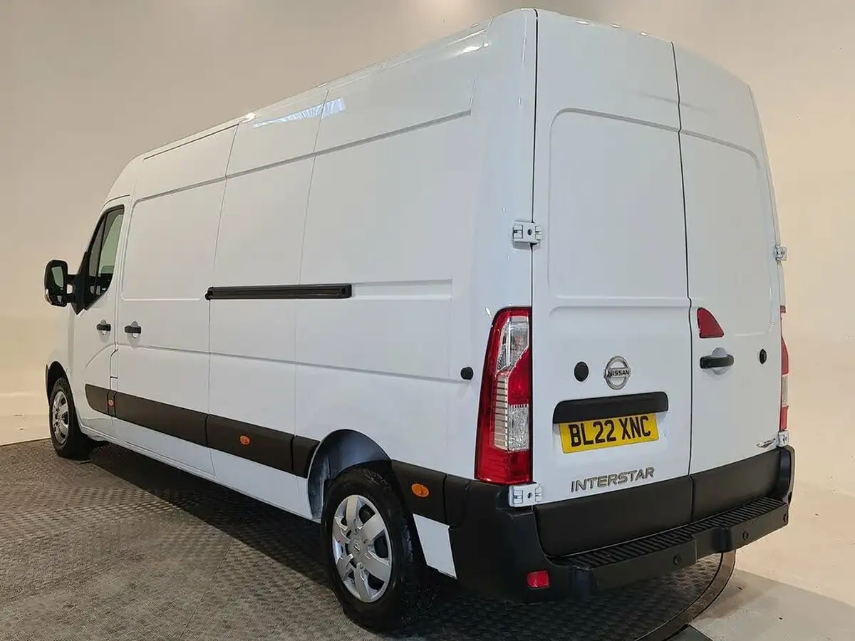 2022-nissan-interstar-23dci-f35-l3h2-acenta-135pseu6d-panel-van-big-2