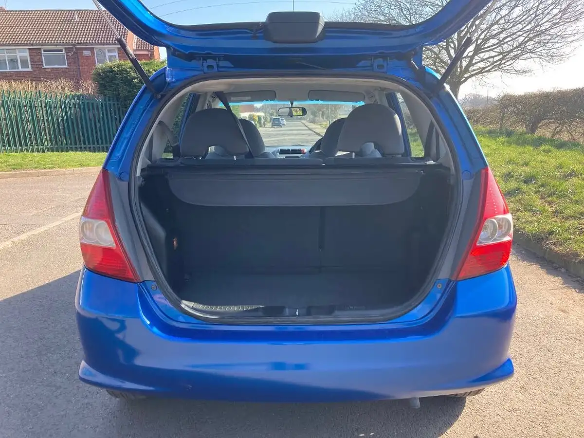 2008-honda-jazz-12-s-1246cc-big-6