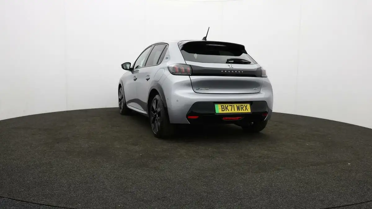2021-peugeot-208-e-gt-50kwh-big-23