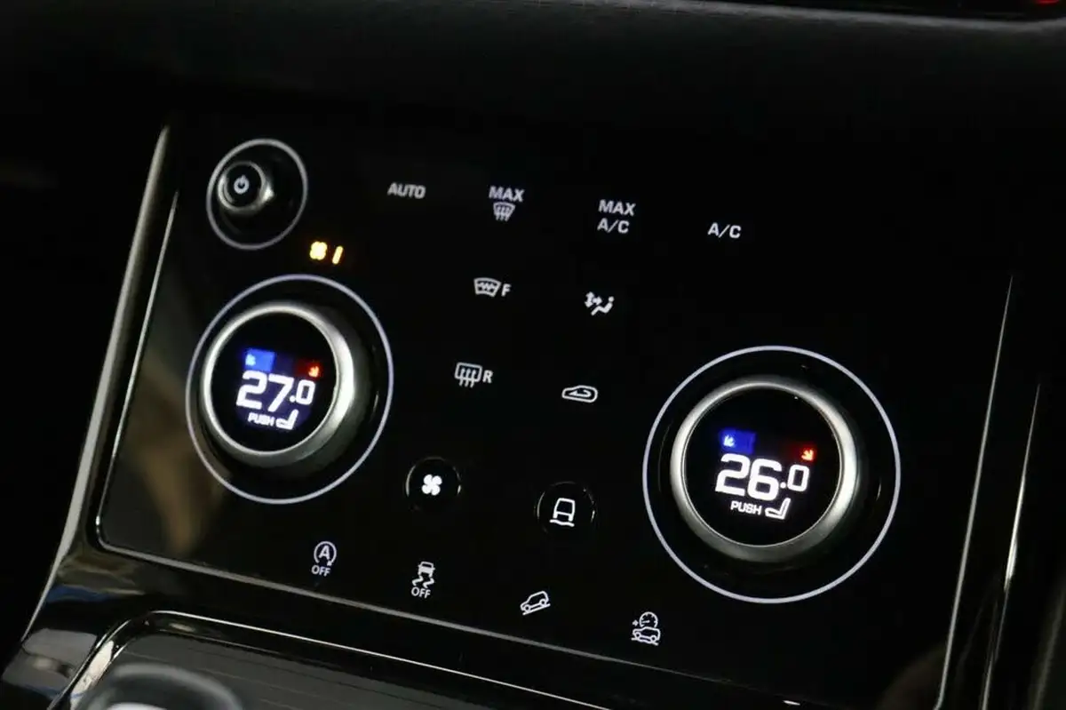 2020-land-rover-range-rover-evoque-20-p200-r-dynamic-s-200bhp-big-34