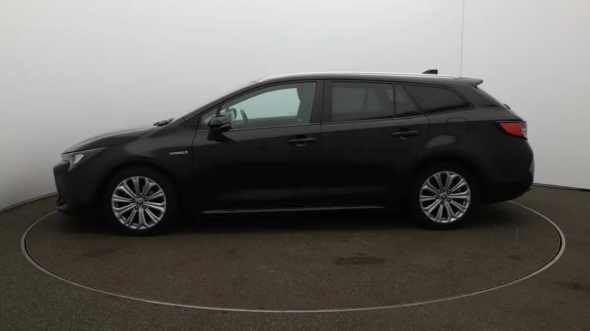 2021-toyota-corolla-18-vvt-i-design-trk-touring-sports-5d-big-4