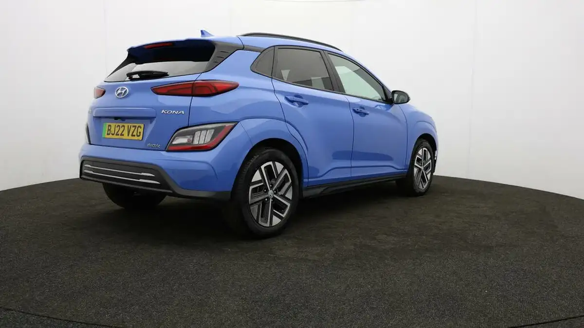 2022-hyundai-kona-e-premium-204ps-64kwh-7kw-obc-big-77