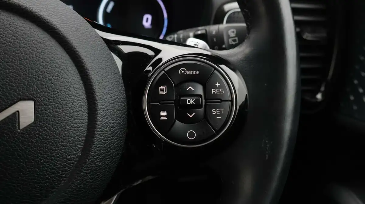 2022-kia-soul-ev-maxx-big-24