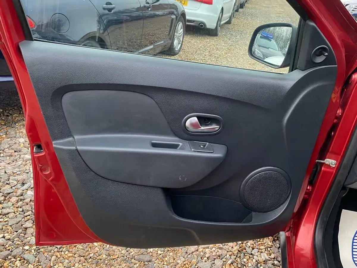 2017-dacia-sandero-stepway-15dci-ambiance-big-17