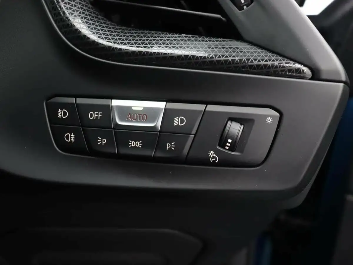 2021-bmw-2-series-15-218i-m-sport-gran-coupe-4d-big-42
